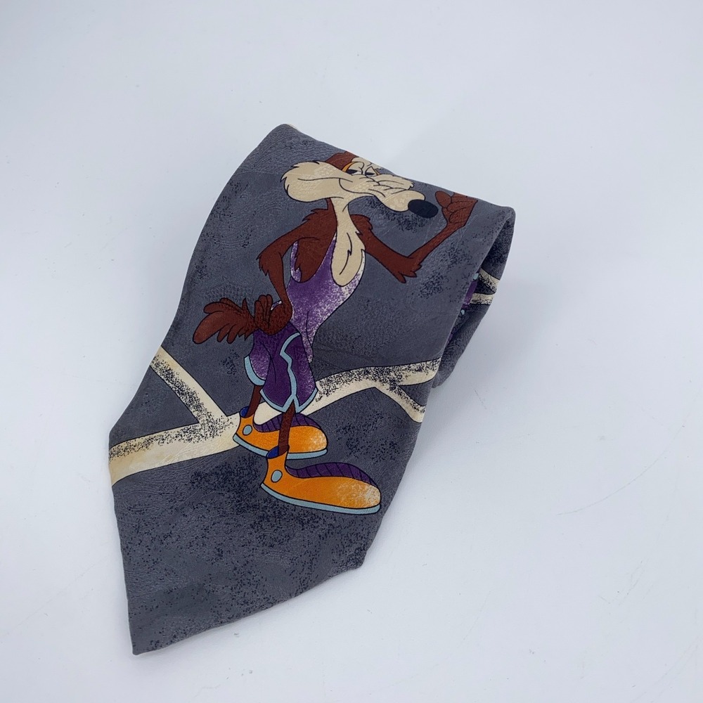 Looney Tunes Tie Mens One Size Colorful Patterned Classic Fit Luxury Necktie